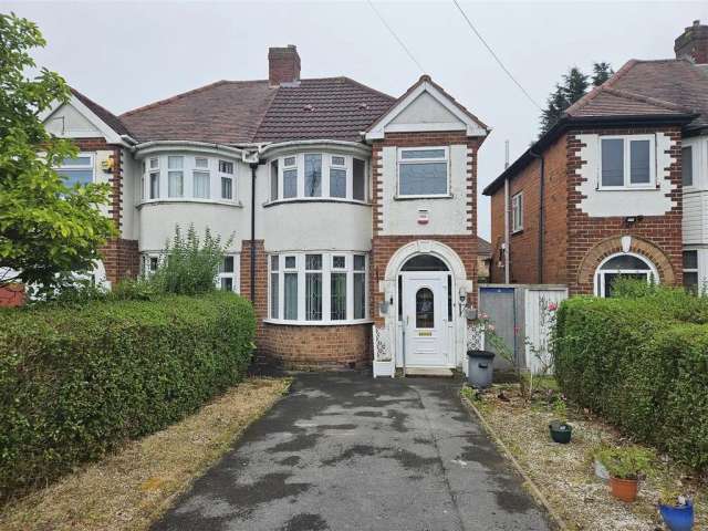 3 bedroom semi-detached house for sale