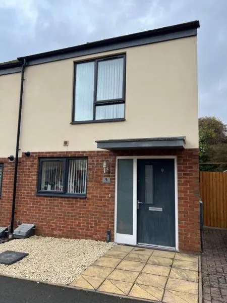 House For Rent in Metropolitan Borough of Solihull, England