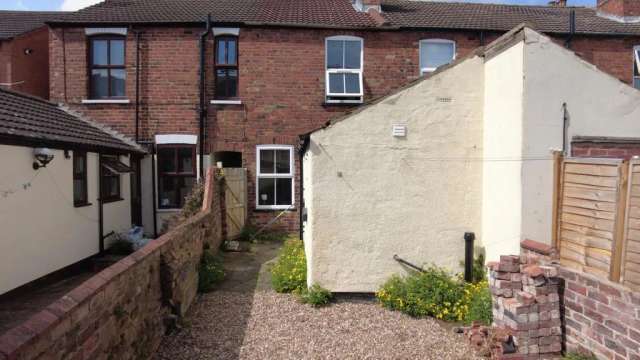 3 bedroom terraced house to rent