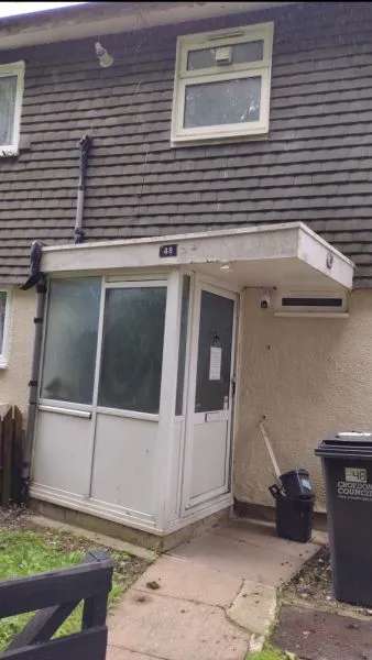 House For Rent in Woking, England