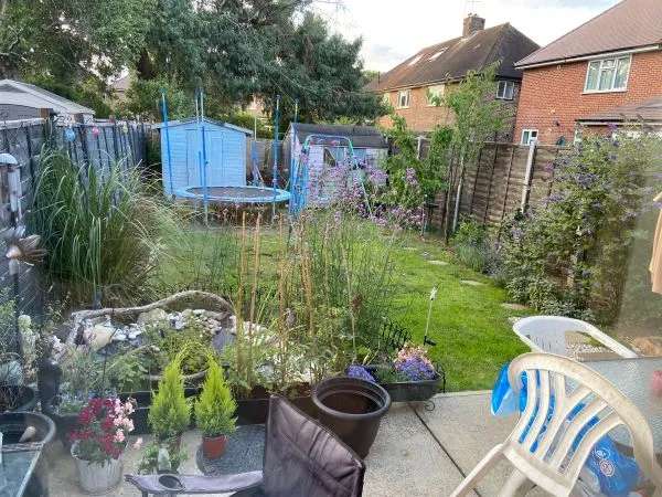 3 Bedroom Semi Detached House with Garden in Conservation Area