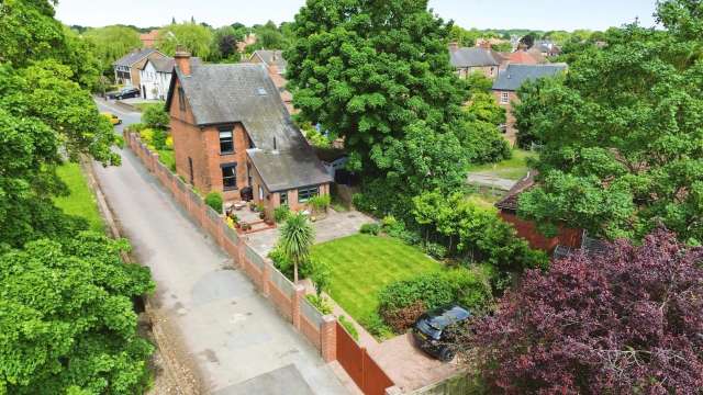 Detached House for sale with 5 bedrooms, Church Cottage, 1 Church Street