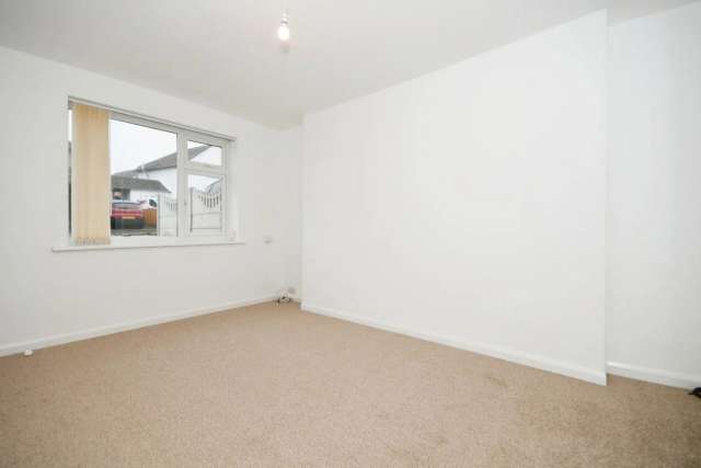 2 bedroom Terraced House
 For Sale