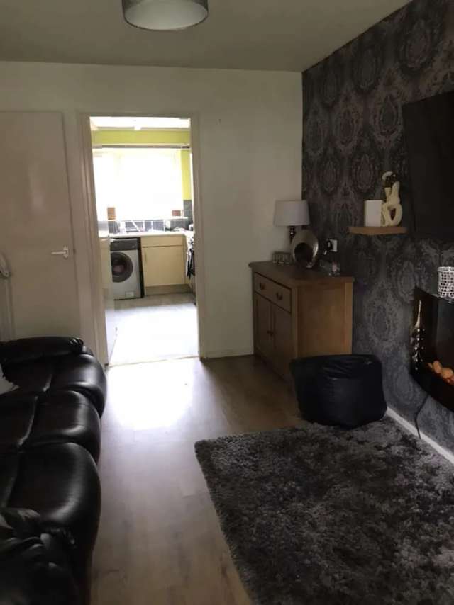 Flat For Rent in Salford, England