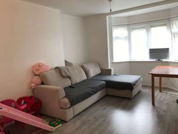 Flat For Rent in Luthrie, Scotland