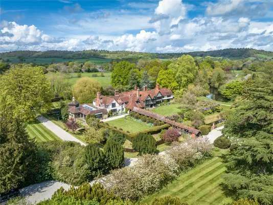 Great Tangley, Wonersh Common, Guildford, Surrey, GU5 0PT | Property for sale | Savills