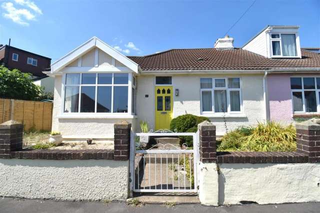 3 bedroom semi-detached bungalow for sale