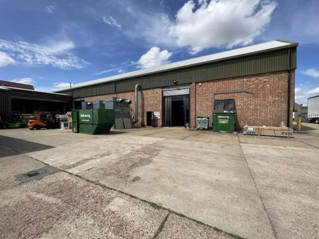 Detached Factory Warehouse Unit with Mezzanine and Office Space