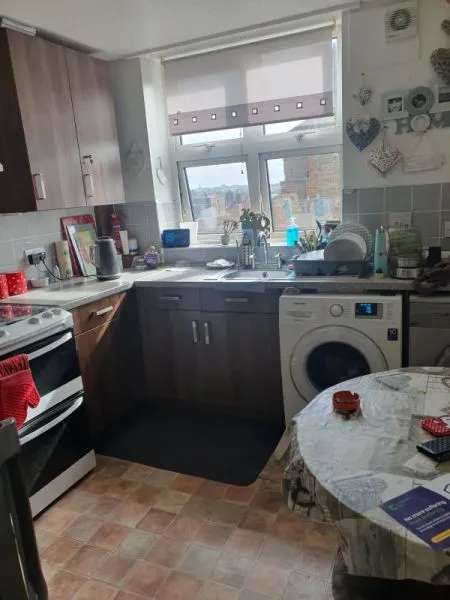 Flat For Rent in Brentwood, England