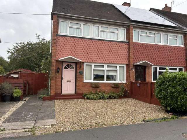 2 bedroom semi-detached house to rent