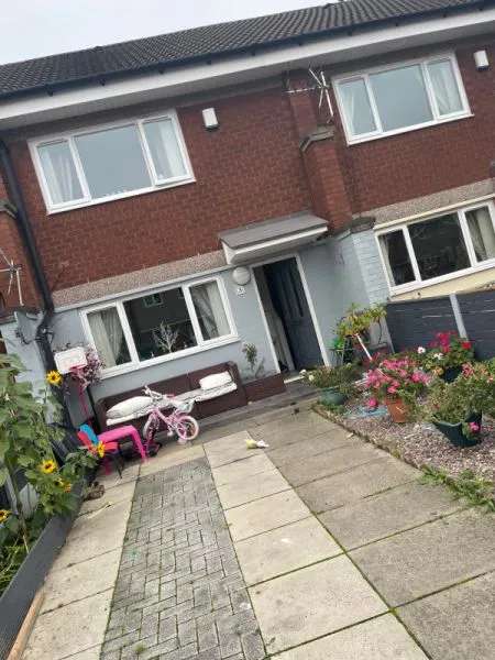 House For Rent in Manchester, England