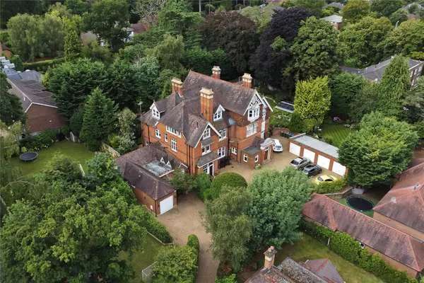 Old Avenue, Weybridge, Surrey, KT13 0PS | Property for sale | Savills