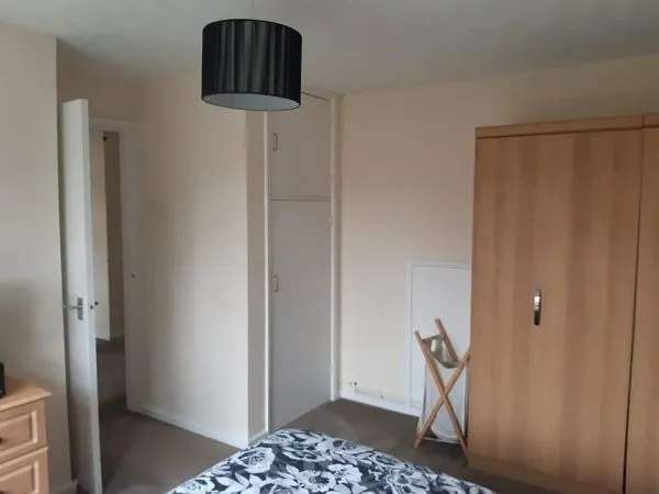 Flat For Rent in Winchester, England