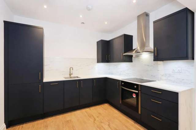 2 Bedroom Ground Floor Apartment in Sheffield - 56 Bank Street