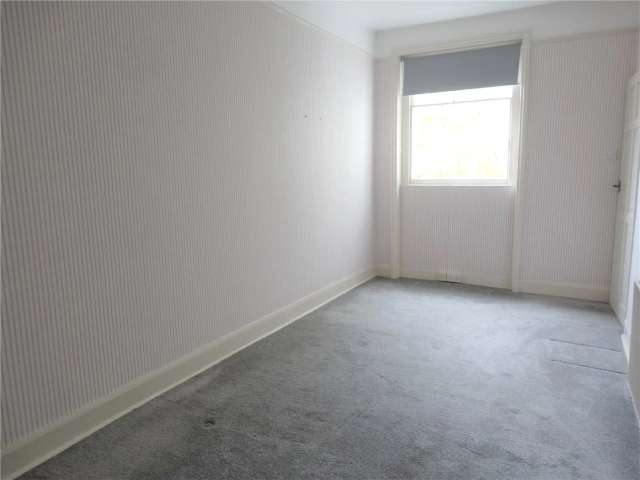 2 bedroom flat/apartment in Cheltenham