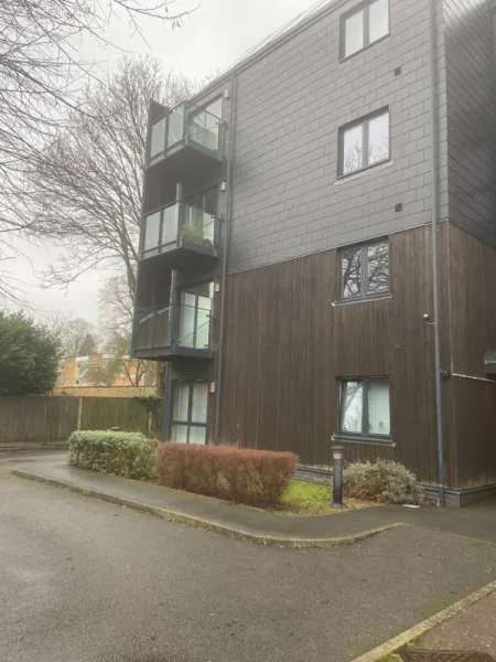 Flat For Rent in Dacorum, England