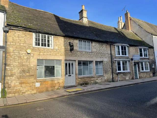 Office For Rent in South Kesteven, England