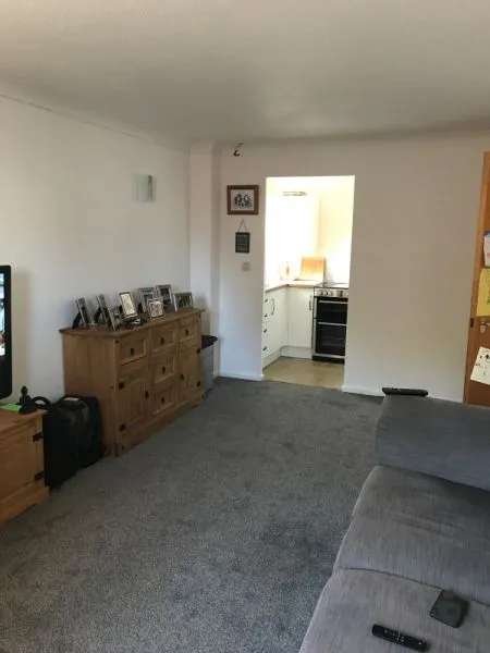 Flat For Rent in Winchester, England