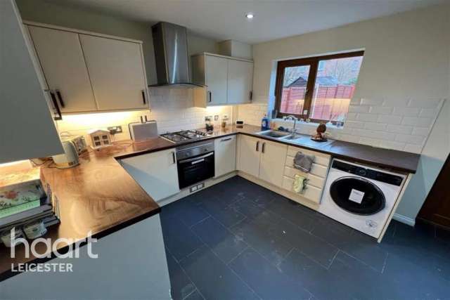 2 Bedroom Semi-Detached Home in Thorpe Astley - Available Now!