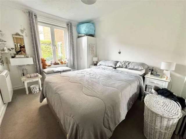 1 bed flat for sale