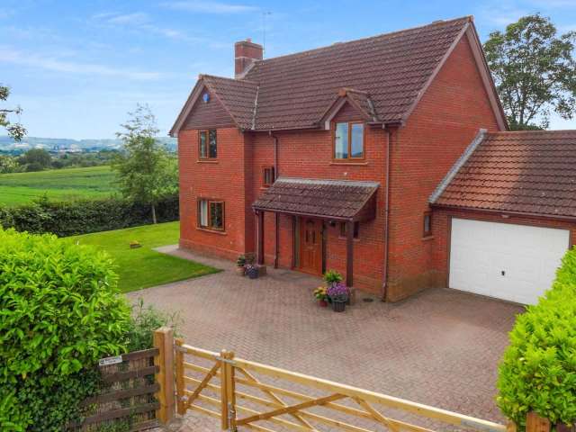 Detached House for sale with 4 bedrooms, Nynehead, Wellington