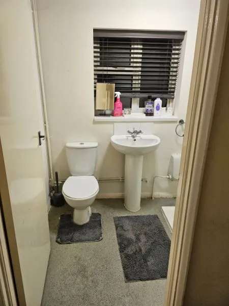 Flat For Rent in Grays, England