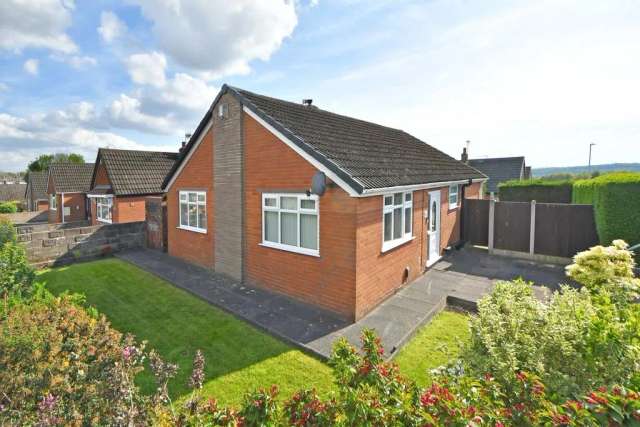 UPVC Front Door, Built in Storage Cupboard, Lounge/Dining Room