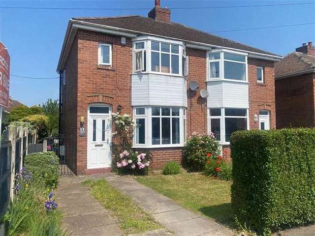 3 Bedroom House for Sale in Aston - NO CHAIN