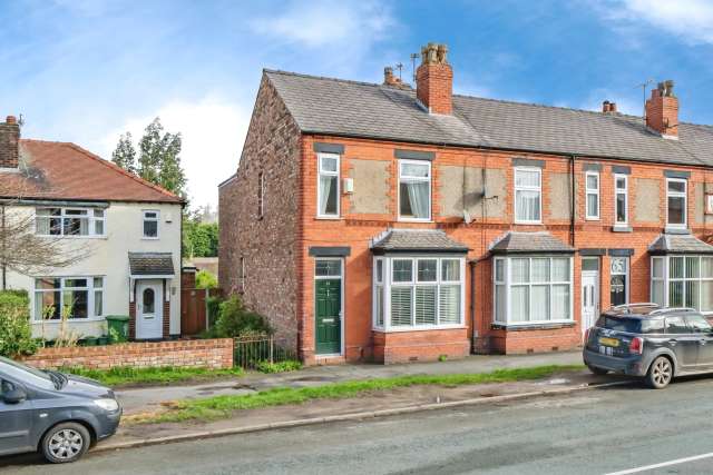 3 Bedroom End Terraced Home For Sale In Grappenhall With No Onward Chain