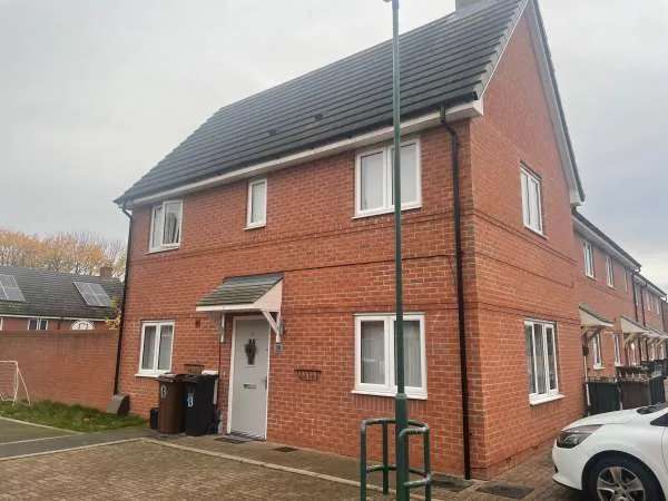 House For Rent in Metropolitan Borough of Solihull, England