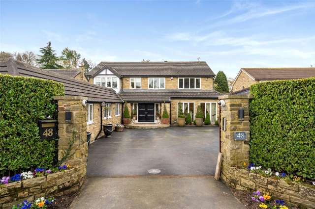 Detached House for sale with 5 bedrooms, Wigton Lane Alwoodley