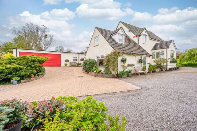 House for sale with 4 bedrooms, Govilon, Abergavenny