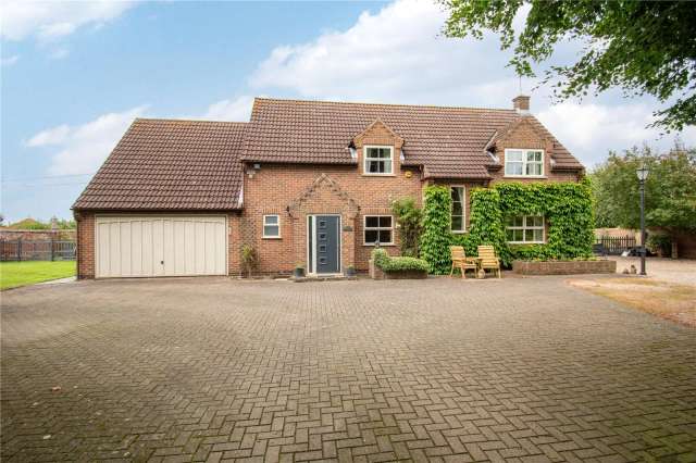 Detached House for sale with 4 bedrooms, High Street, Misterton