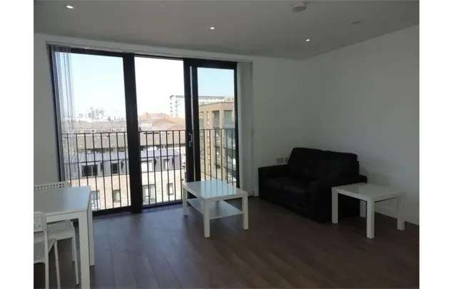 Stunning New Build Apartment Near Canary Wharf