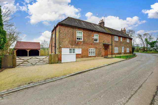 Detached House for sale with 5 bedrooms, Hardres Court Road, Lower Hardres