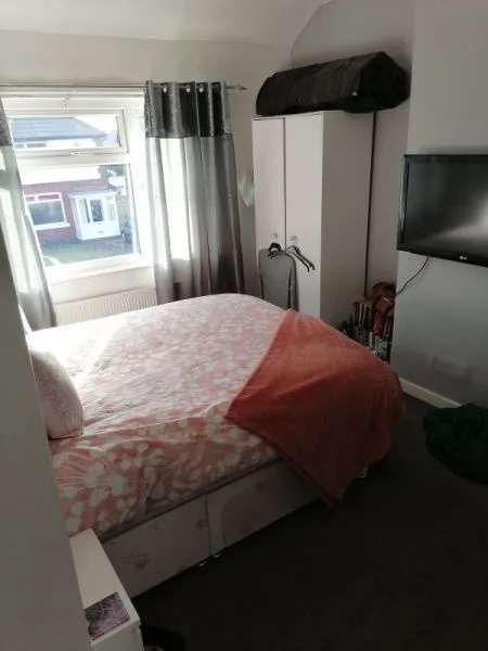 House For Rent in Manchester, England