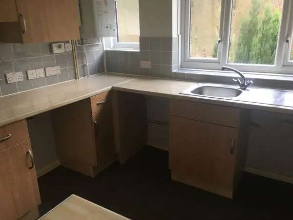 Flat For Rent in Surrey Heath, England