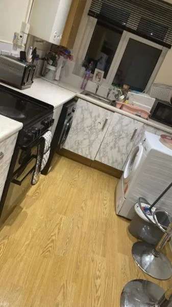 Flat For Rent in Staffordshire Moorlands, England