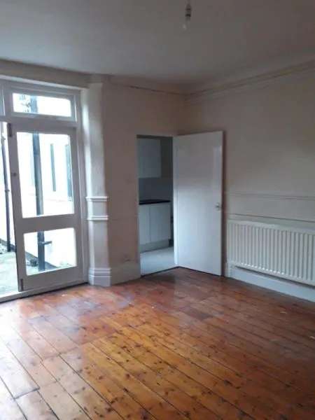 Flat For Rent in Oxford, England