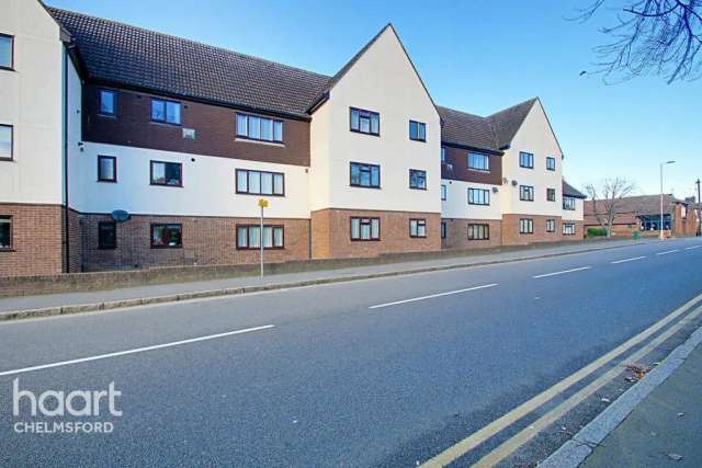 2 Bedroom Ground Floor Flat in Chelmsford