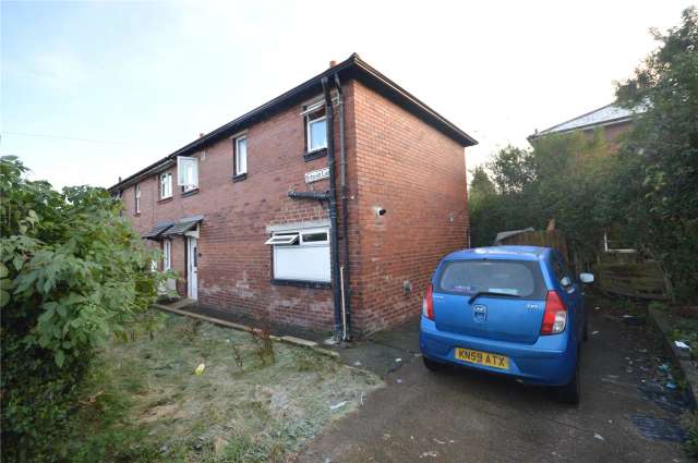 House For Sale in Wakefield, England