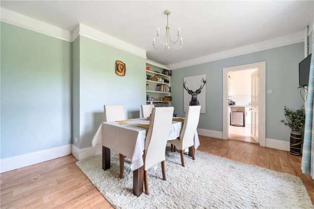 House For Sale in Basingstoke and Deane, England