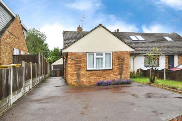 3 Bedroom Semi Detached Chalet Style Bungalow - Chignal Road, Chelmsford