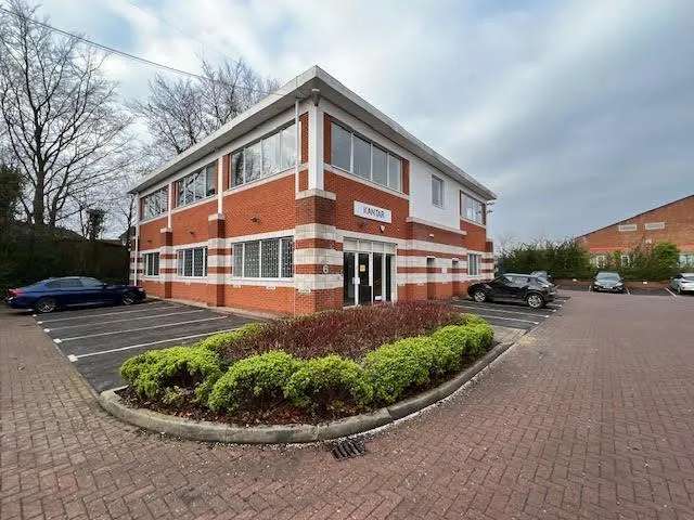 High Tech Office Business Unit with Attractive Brickwork Elevations