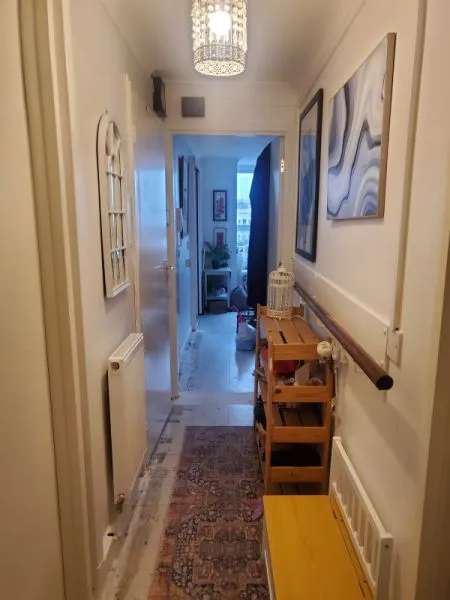 Flat For Rent in Lewes, England