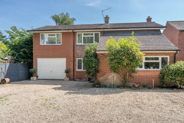 Detached House for sale with 4 bedrooms, Dereham Road, Norwich