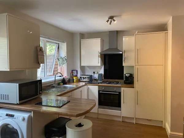 House For Rent in Basingstoke and Deane, England