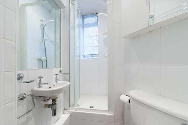 2 bedroom flat/apartment in Brompton Road