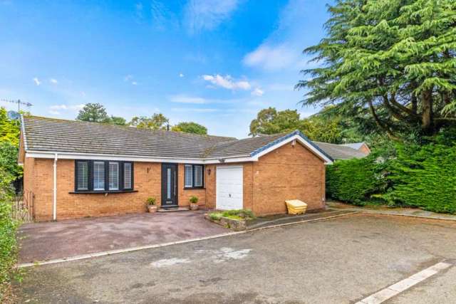 3 bedroom detached bungalow for sale