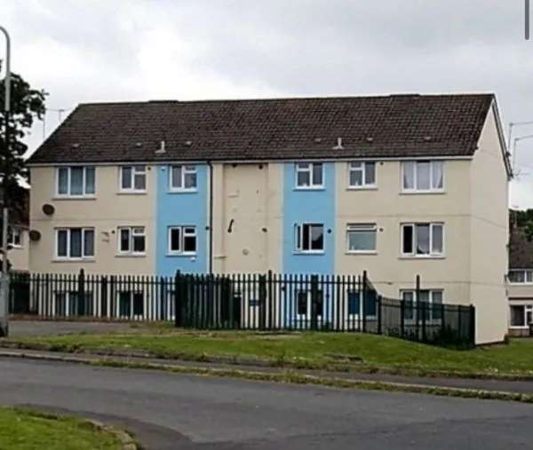 Flat For Rent in Newport, Wales